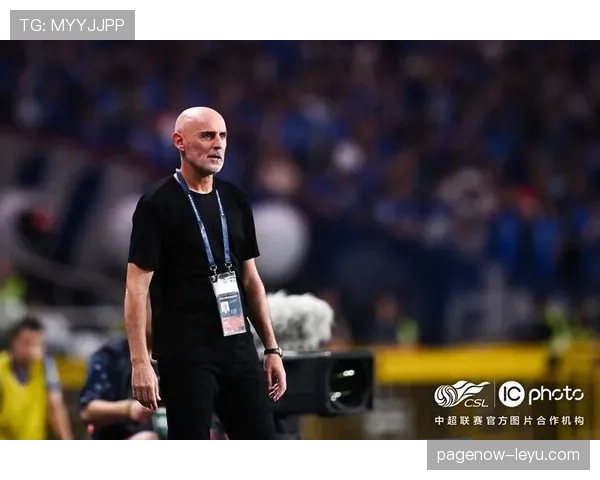 上海海港表现稳健,三连冠梦想渐行渐近 上海海港表现稳健,三连冠梦想渐行渐近