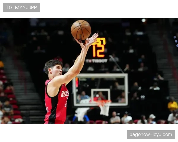 阿门·汤普森突破能力提升显著，关键时刻助队拉开比分差距